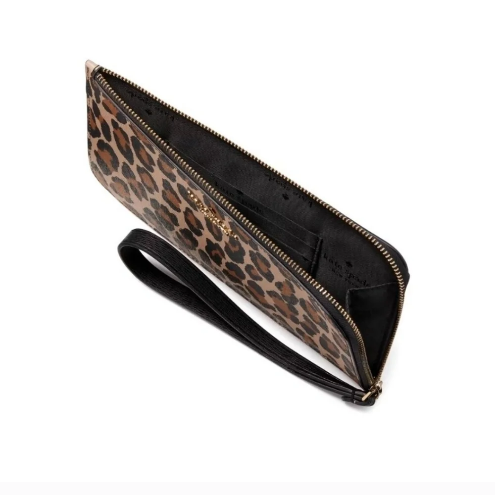 🤎▪️Kate Spade▪️ Lucy Leopard small Zip Wristlet - cream Multi